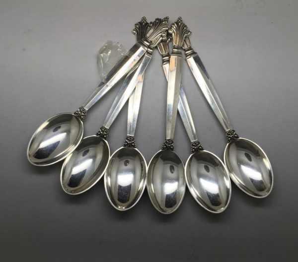 Antique_silver_spoons