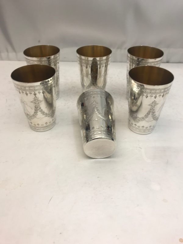 Set_antique_silver_beakers_3