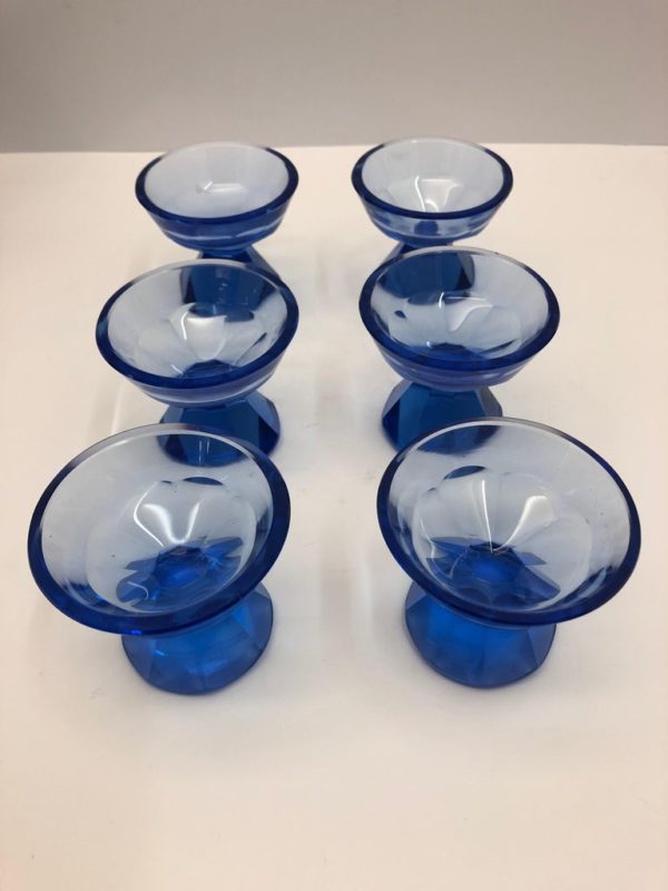 Blue Glass Decanter and 6 Small Glasses - glasses